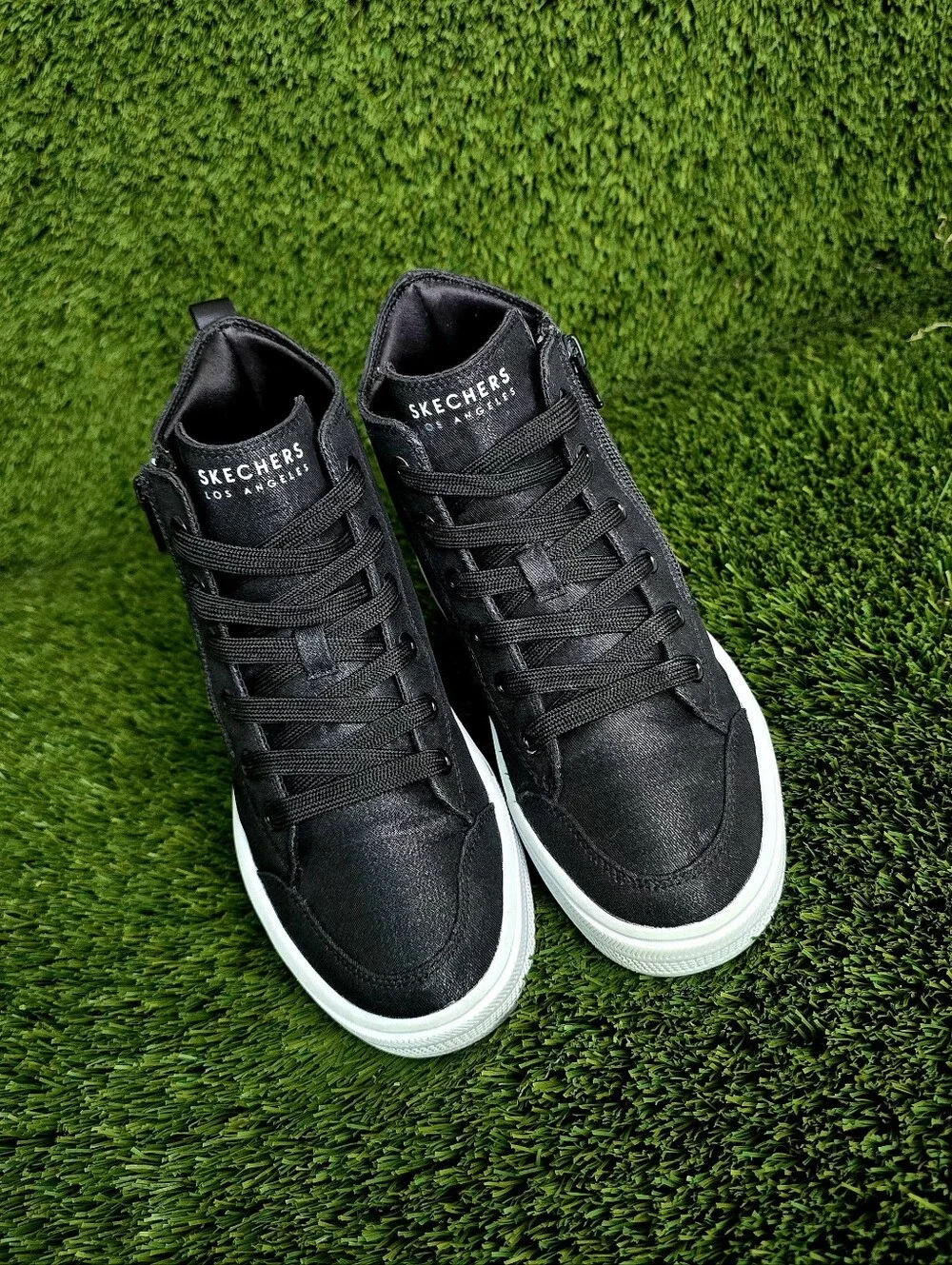 Skechers hyper lift